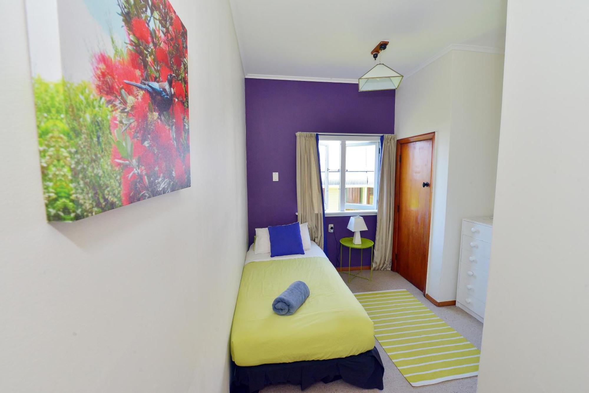 Ducks & Drakes Boutique Motel & Backpackers New Plymouth Room photo